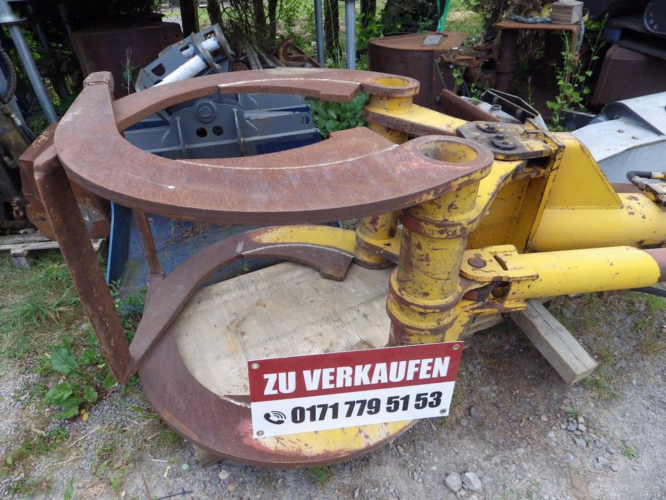 Holzgreifer (Peiner) für Bagger GÜNSTIG - Polip kanál - Építőipari gépek: 1 kép. Holzgreifer (Peiner) für Bagger GÜNSTIG - Polip kanál - Építőipari gépek: 1 kép.
