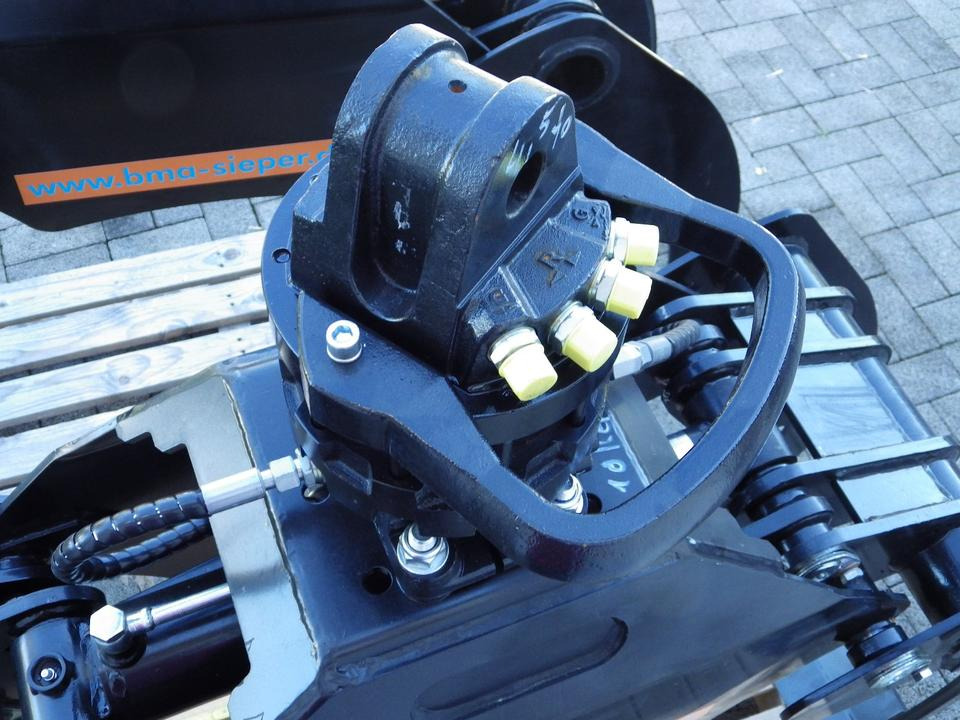 Holzgreifer für Bagger bis ca. 10 To / LKW Kran - Polip kanál - Építőipari gépek: 5 kép. Holzgreifer für Bagger bis ca. 10 To / LKW Kran - Polip kanál - Építőipari gépek: 5 kép.