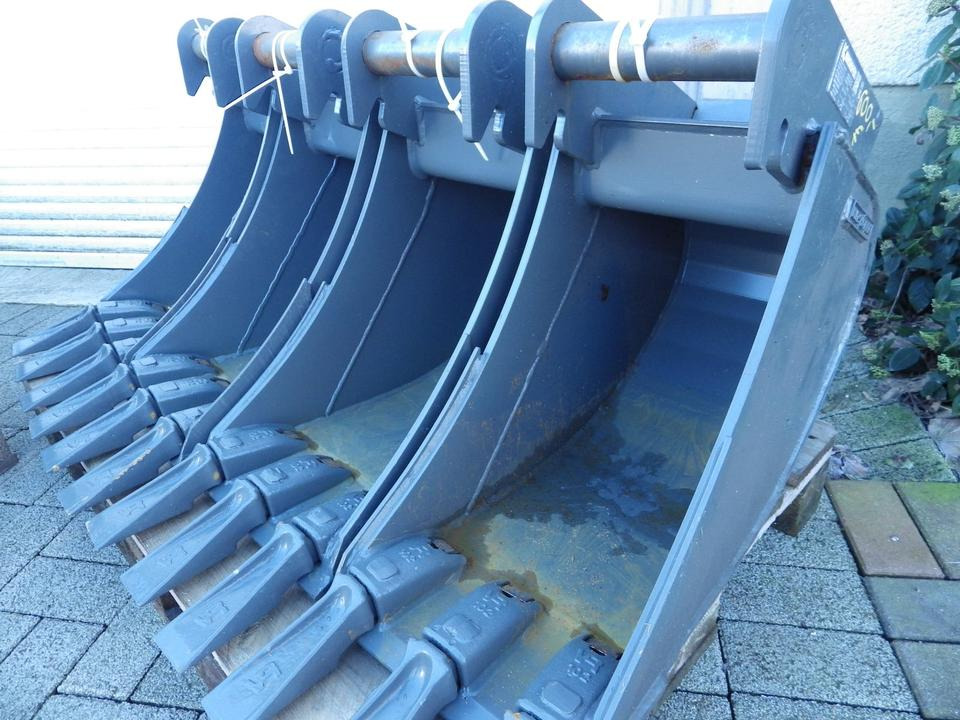 Kinshofer Tieflöffel MS03 300 mm GÜNSTIG - Kotró kanál: 1 kép. Kinshofer Tieflöffel MS03 300 mm GÜNSTIG - Kotró kanál: 1 kép.