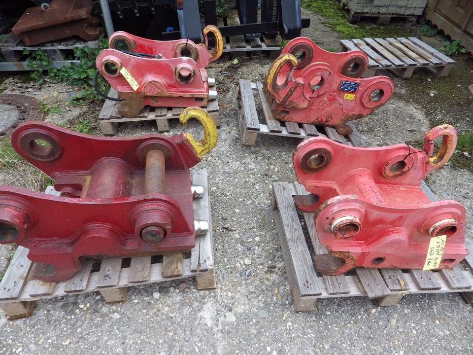 Schnellwechsler Lehnhoff MS10 MS20 MS21 MS25   Verachtert CW - Gyorscsatlakozó: 1 kép. Schnellwechsler Lehnhoff MS10 MS20 MS21 MS25   Verachtert CW - Gyorscsatlakozó: 1 kép.