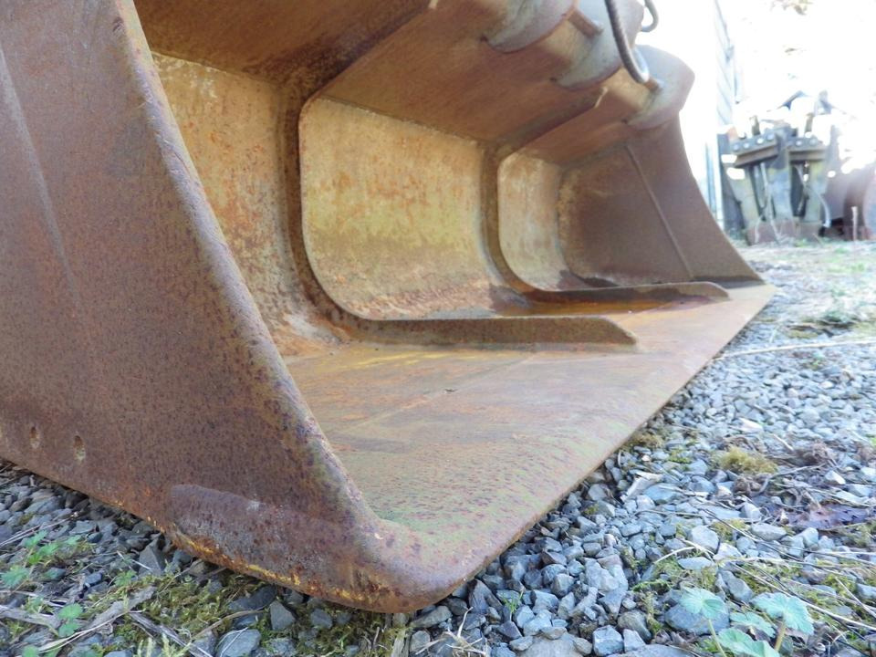 Schwenkbarer Grabenräumlöffel 1800 mm MS10 Bj 2022 - Kotró kanál - Építőipari gépek: 5 kép. Schwenkbarer Grabenräumlöffel 1800 mm MS10 Bj 2022 - Kotró kanál - Építőipari gépek: 5 kép.