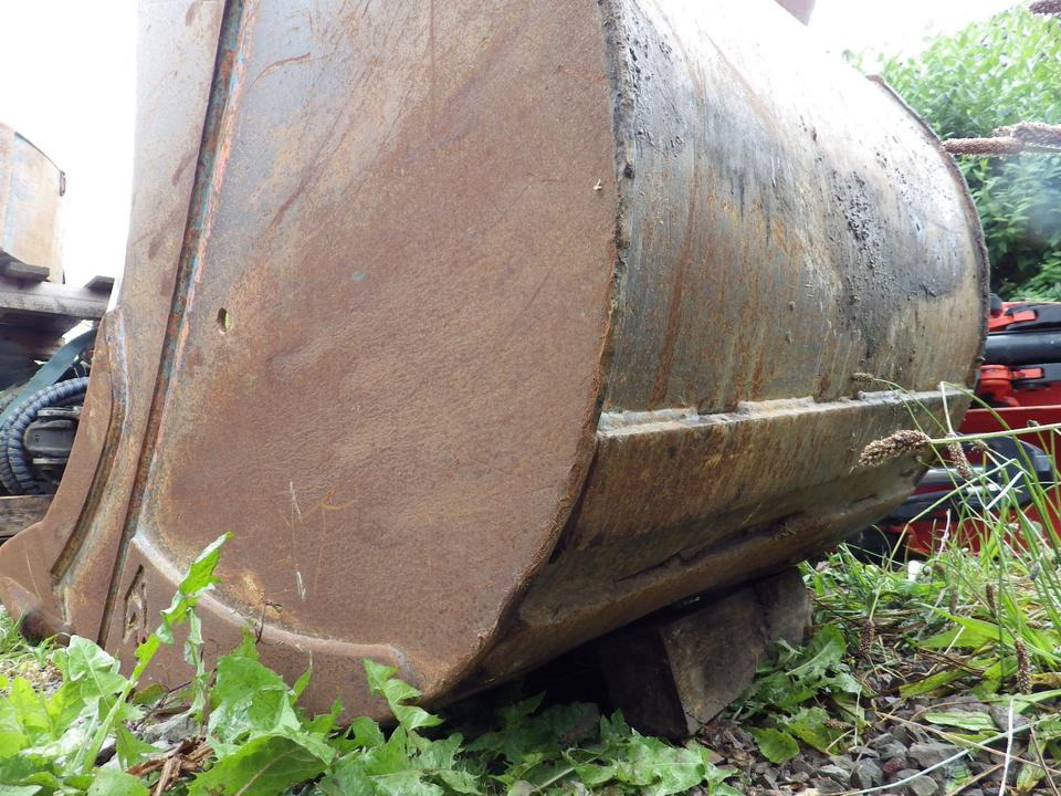 Tieflöffel 1000 mm MS21 - Kotró kanál - Építőipari gépek: 3 kép. Tieflöffel 1000 mm MS21 - Kotró kanál - Építőipari gépek: 3 kép.