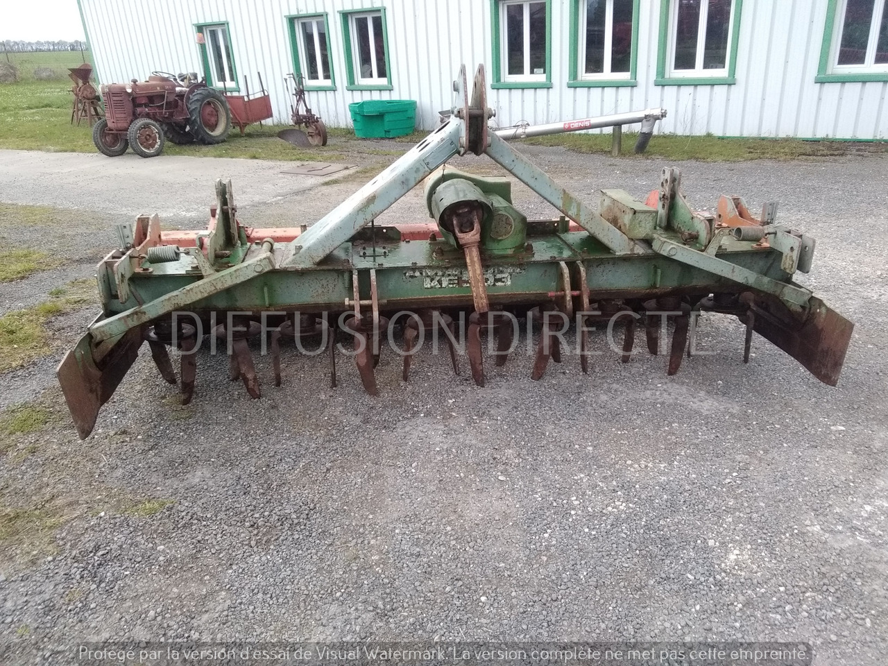 AMAZONE HERSE ROTATIVE KE 303 - Forgóborona: 3 kép. AMAZONE HERSE ROTATIVE KE 303 - Forgóborona: 3 kép.