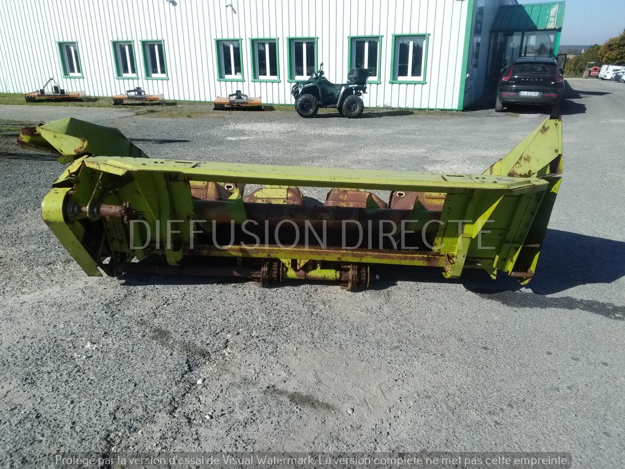 CLAAS CUEILLEUR POUR MOISSONNEUSE 2841 - Takarmánybetakarító gép: 2 kép. CLAAS CUEILLEUR POUR MOISSONNEUSE 2841 - Takarmánybetakarító gép: 2 kép.