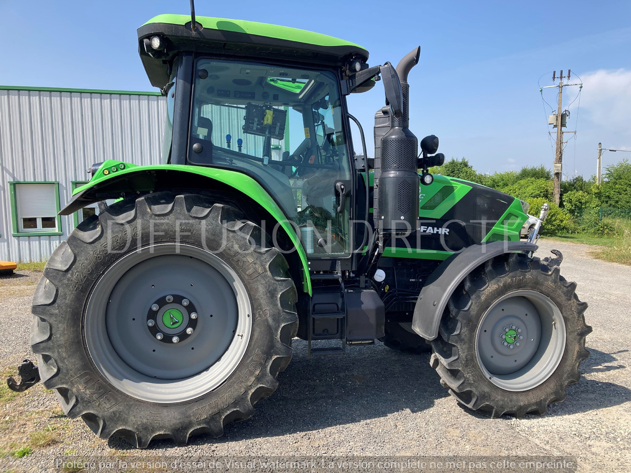 DEUTZ-FAHR TRACTEUR AGRICOLE 6125 C RV SHIFT - Traktor: 2 kép. DEUTZ-FAHR TRACTEUR AGRICOLE 6125 C RV SHIFT - Traktor: 2 kép.