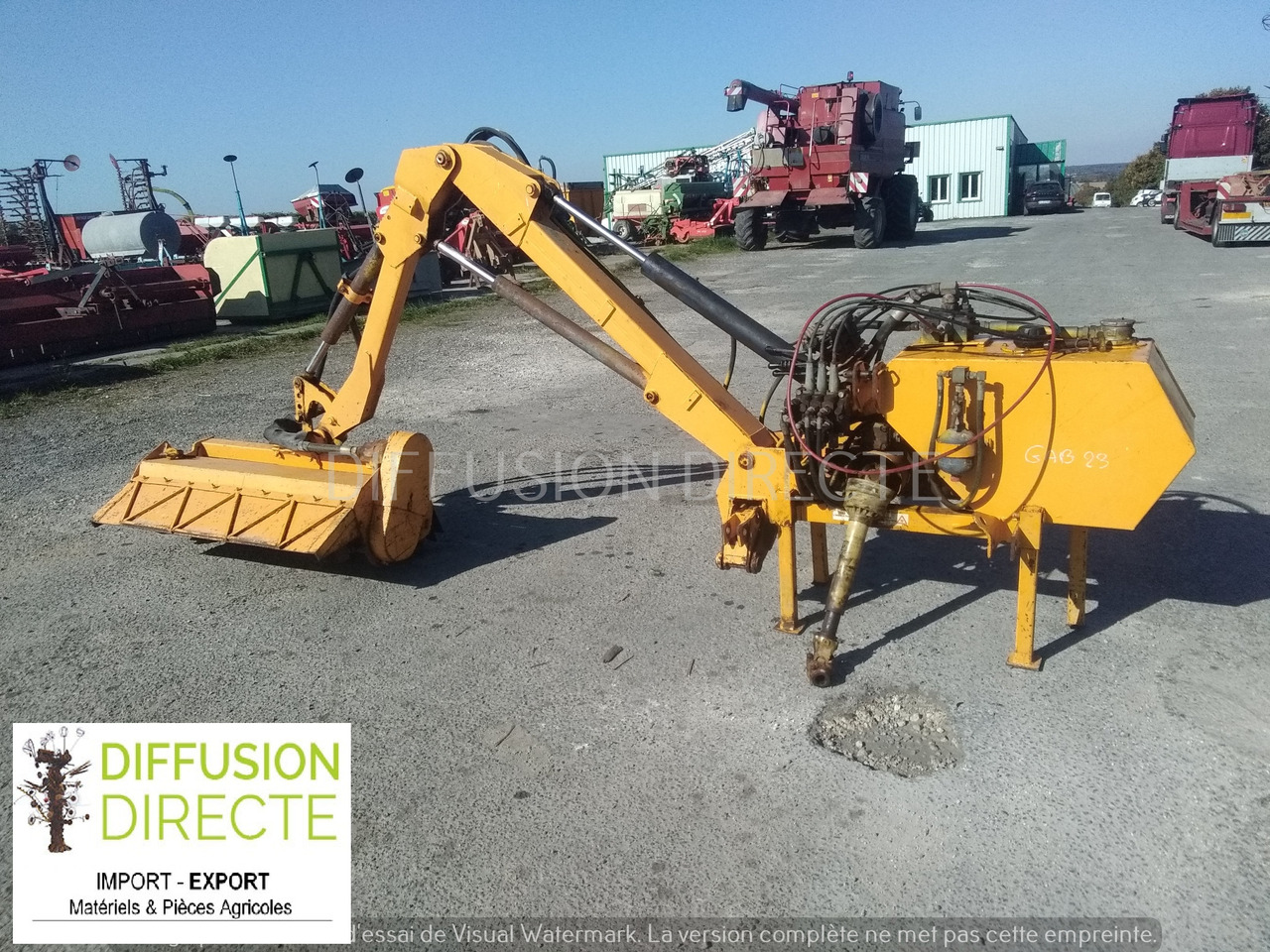 BOMFORD EPAREUSE GT 4689 - Egyéb gépek: 1 kép. BOMFORD EPAREUSE GT 4689 - Egyéb gépek: 1 kép.