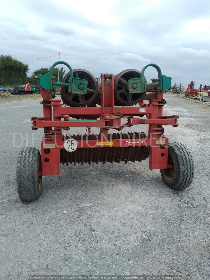 KVERNELAND ROULEAU CAMBRIDGE RTG - Mezőgazdasági hengerek: 4 kép. KVERNELAND ROULEAU CAMBRIDGE RTG - Mezőgazdasági hengerek: 4 kép.