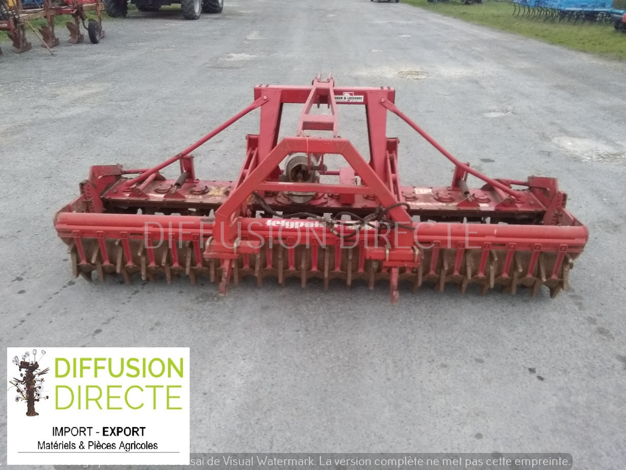 LELY HERSE ROTATIVE LELYTERRA 300-20 - Talajmaró: 1 kép. LELY HERSE ROTATIVE LELYTERRA 300-20 - Talajmaró: 1 kép.