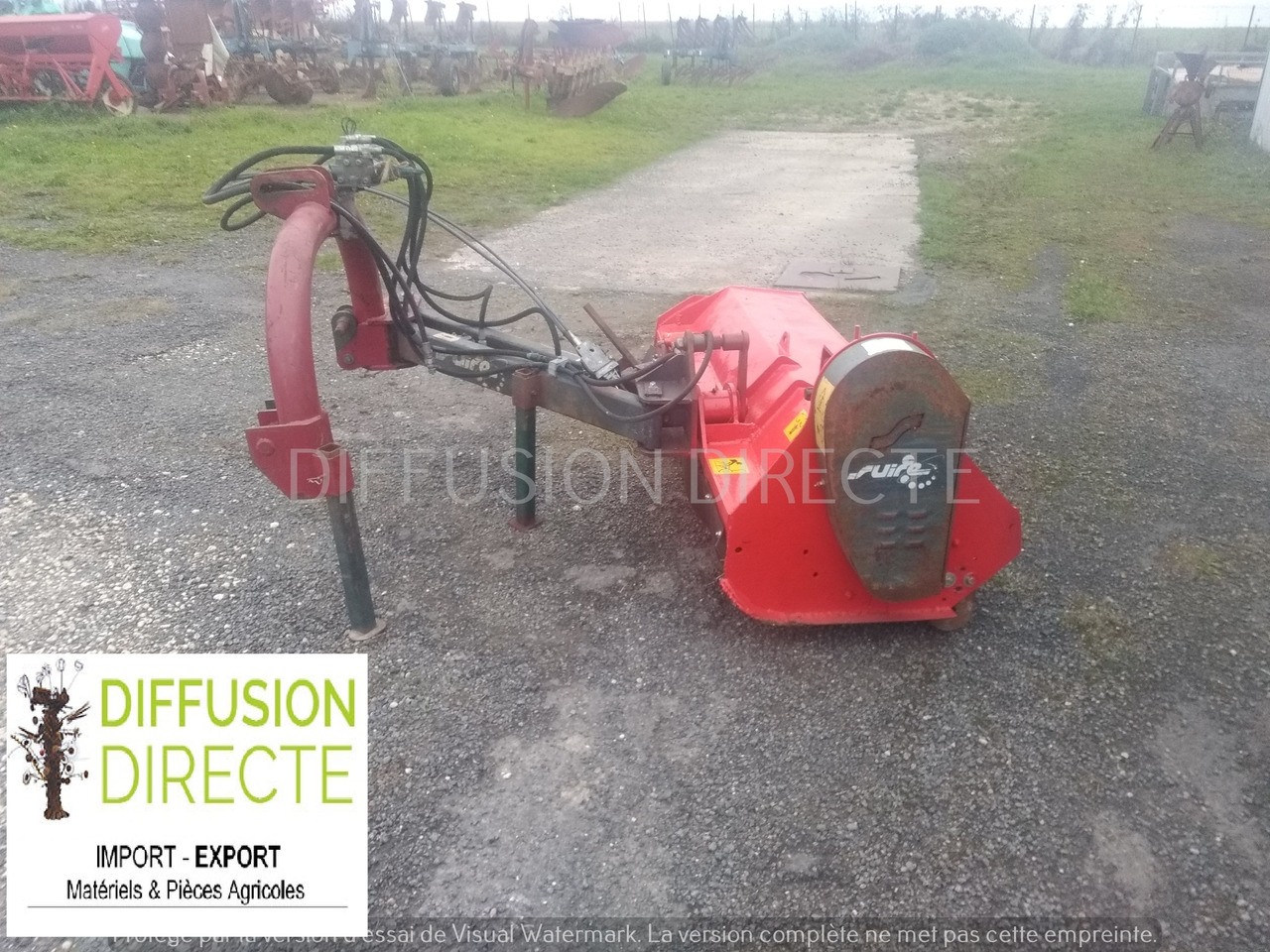 SUIRE BROYEUR D'ACCOTEMENT 160 - Padkakasza: 1 kép. SUIRE BROYEUR D'ACCOTEMENT 160 - Padkakasza: 1 kép.
