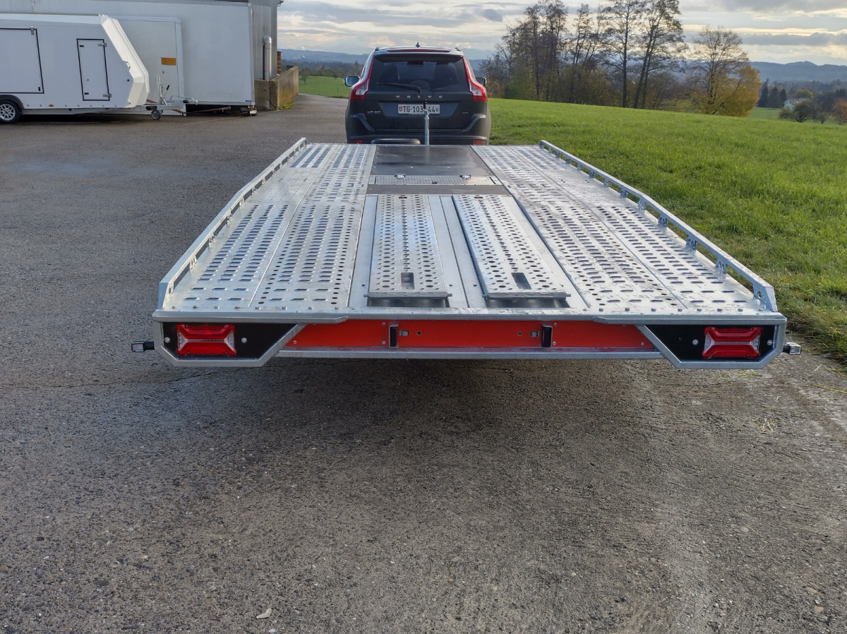 BRIAN JAMES TRAILERS T-Transporter 6.00x2.38 - Pótkocsi autószállító: 2 kép. BRIAN JAMES TRAILERS T-Transporter 6.00x2.38 - Pótkocsi autószállító: 2 kép.