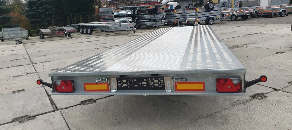 Niewiadów Indiana 8,5 x 2,1 Blacha - Pótkocsi autószállító: 5 kép. Niewiadów Indiana 8,5 x 2,1 Blacha - Pótkocsi autószállító: 5 kép.