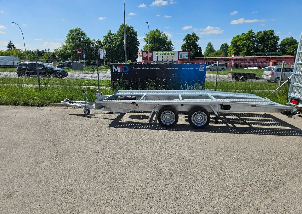 Niewiadów JUPITER 4,5x2,1m R13C STARY MODEL - Autó utánfutó: 1 kép. Niewiadów JUPITER 4,5x2,1m R13C STARY MODEL - Autó utánfutó: 1 kép.