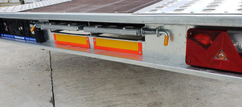 Niewiadów JUPITER 4x2,1m R13C NOWY MODEL - Autó utánfutó: 4 kép. Niewiadów JUPITER 4x2,1m R13C NOWY MODEL - Autó utánfutó: 4 kép.