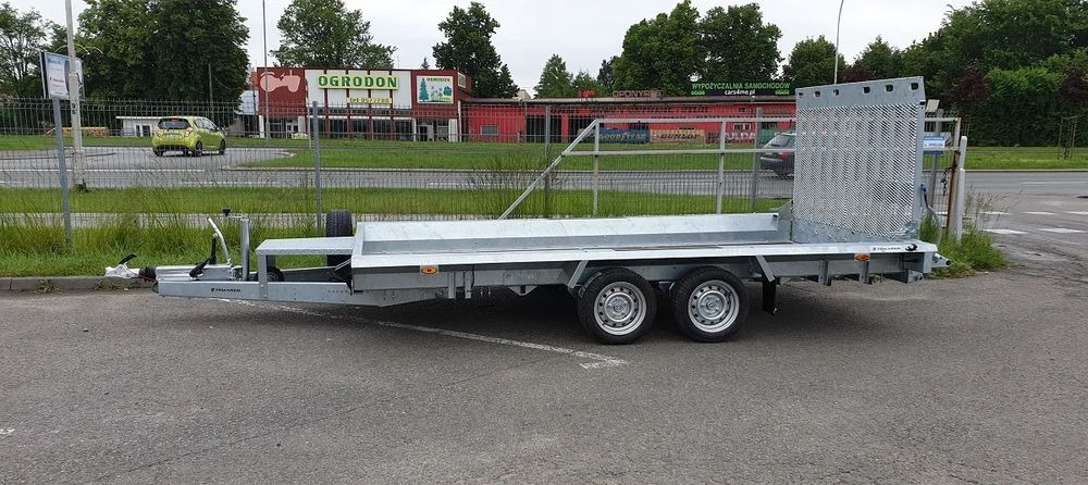 TEMARED BUILDER 3 4018 S 2 oś - Gépszállító utánfutó: 2 kép. TEMARED BUILDER 3 4018 S 2 oś - Gépszállító utánfutó: 2 kép.