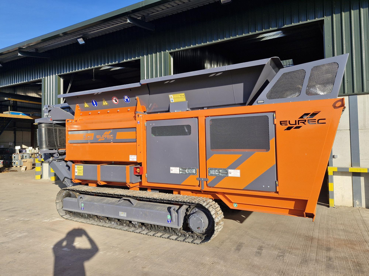 ARJES EUREC S-850 - Ipari aprítógép: 3 kép. ARJES EUREC S-850 - Ipari aprítógép: 3 kép.