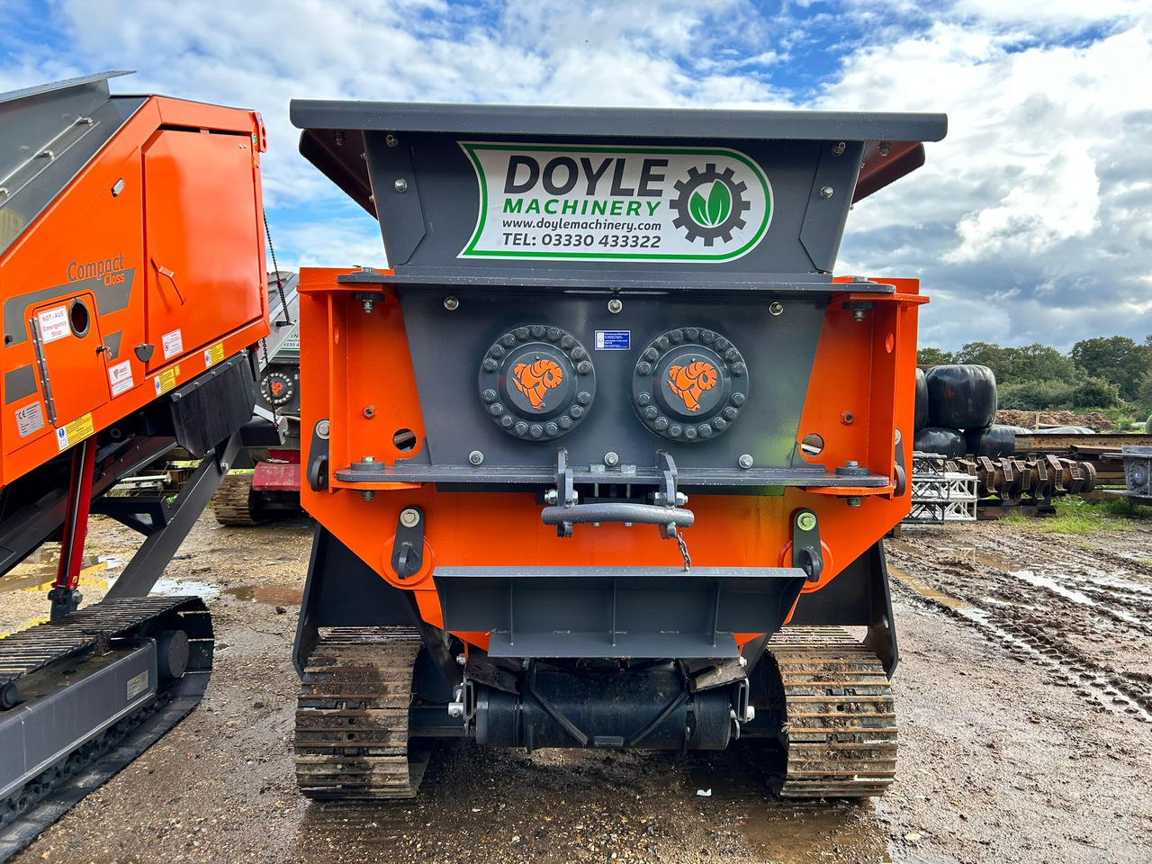 Arjes Compaktor 300 - Ipari aprítógép: 4 kép. Arjes Compaktor 300 - Ipari aprítógép: 4 kép.