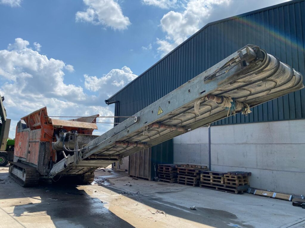 Arjes VZ850DK - Ipari aprítógép: 1 kép. Arjes VZ850DK - Ipari aprítógép: 1 kép.