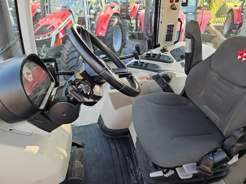 Traktor 2024 5S.115, Axle and Cab Suspension, under 1000 Hours: 8 kép.