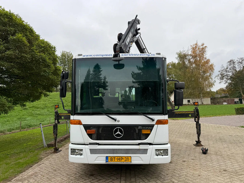 Mercedes-Benz Econic Hiab 220-Hooklift-6x2-Remote lízing Mercedes-Benz Econic Hiab 220-Hooklift-6x2-Remote: 9 kép. Mercedes-Benz Econic Hiab 220-Hooklift-6x2-Remote lízing Mercedes-Benz Econic Hiab 220-Hooklift-6x2-Remote: 9 kép.