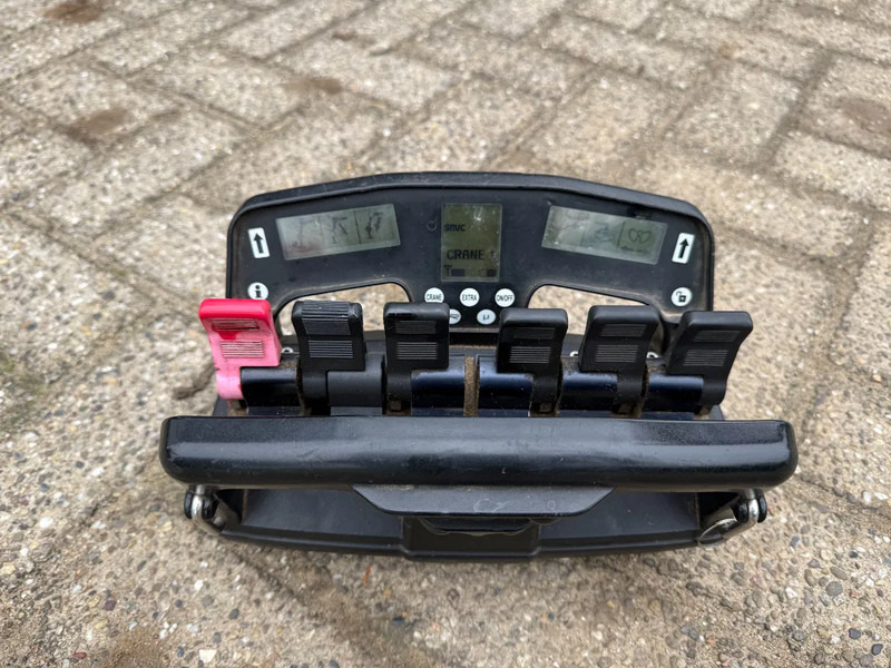 Mercedes-Benz Econic Hiab 220-Hooklift-6x2-Remote lízing Mercedes-Benz Econic Hiab 220-Hooklift-6x2-Remote: 11 kép. Mercedes-Benz Econic Hiab 220-Hooklift-6x2-Remote lízing Mercedes-Benz Econic Hiab 220-Hooklift-6x2-Remote: 11 kép.