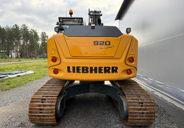 LiebherrR920 Compact + Marttiini - Lánctalpas kotró: 4 kép. LiebherrR920 Compact + Marttiini - Lánctalpas kotró: 4 kép.