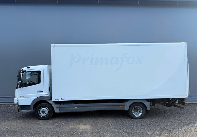 Mercedes-BenzAtego kaappi + perälauta - Dobozos felépítményű teherautó: 2 kép. Mercedes-BenzAtego kaappi + perälauta - Dobozos felépítményű teherautó: 2 kép.