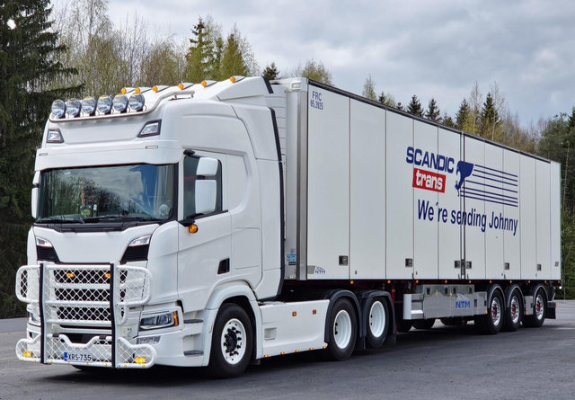 NTMFRC - Félpótkocsi dobozos: 1 kép. NTMFRC - Félpótkocsi dobozos: 1 kép.