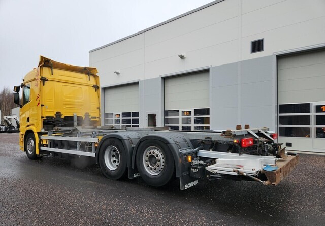 Scania R410 CNG / CBG 6x2 - Cserefelépítményes teherautó: 3 kép. Scania R410 CNG / CBG 6x2 - Cserefelépítményes teherautó: 3 kép.