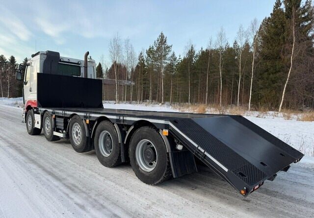 Sisu R500 - Teherautó: 5 kép. Sisu R500 - Teherautó: 5 kép.