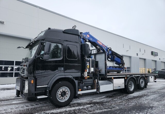 VolvoFM 420 6x2 - Darus autó: 2 kép. VolvoFM 420 6x2 - Darus autó: 2 kép.