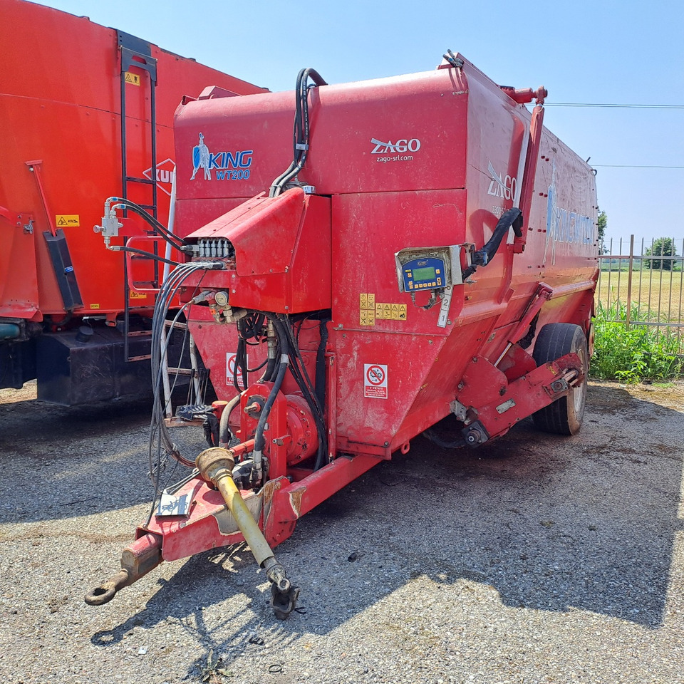 CARRO MISCELATORE TRAINATO ZAGO KING WT 200 - Etetőkocsi: 1 kép. CARRO MISCELATORE TRAINATO ZAGO KING WT 200 - Etetőkocsi: 1 kép.