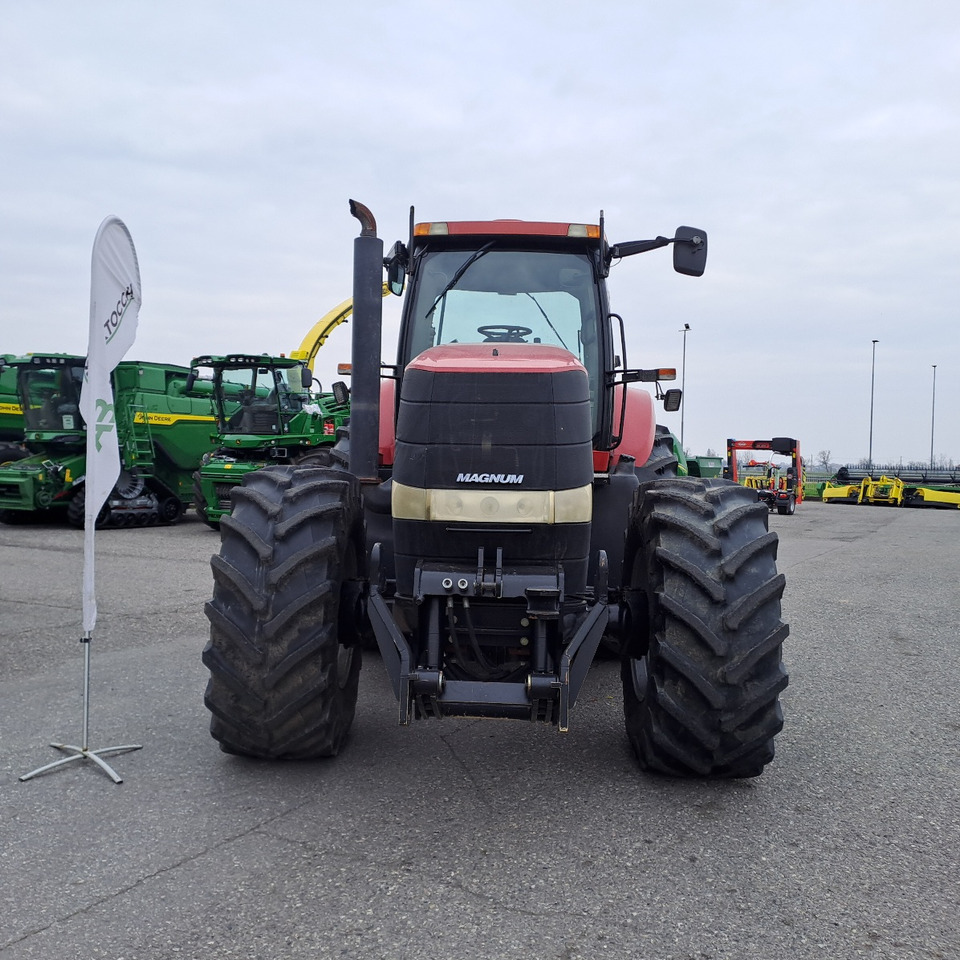 CASE MAGNUM 280 - Traktor: 2 kép. CASE MAGNUM 280 - Traktor: 2 kép.