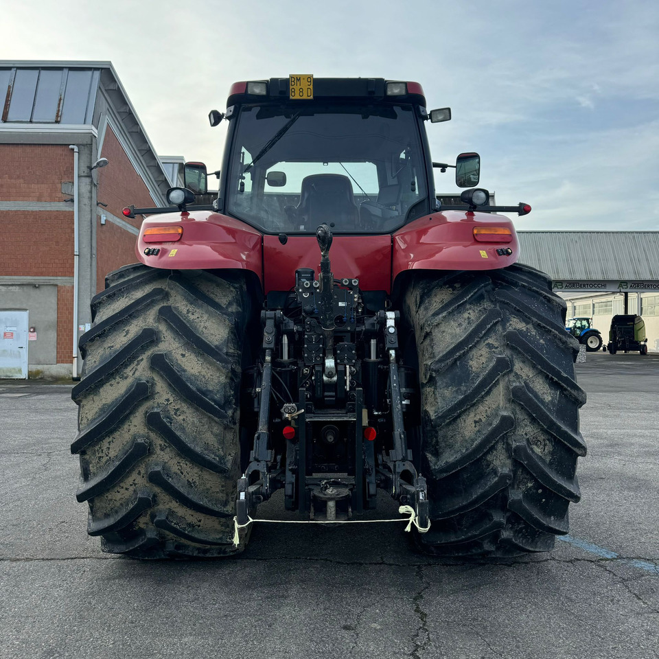 CASE MAGNUM 370 - Traktor: 3 kép. CASE MAGNUM 370 - Traktor: 3 kép.