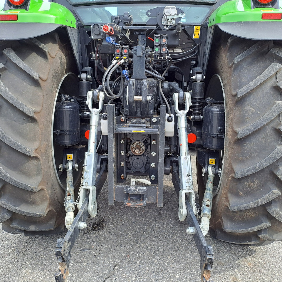 DEUTZ-FAHR 6135 CRV SHIFT - Traktor: 5 kép. DEUTZ-FAHR 6135 CRV SHIFT - Traktor: 5 kép.