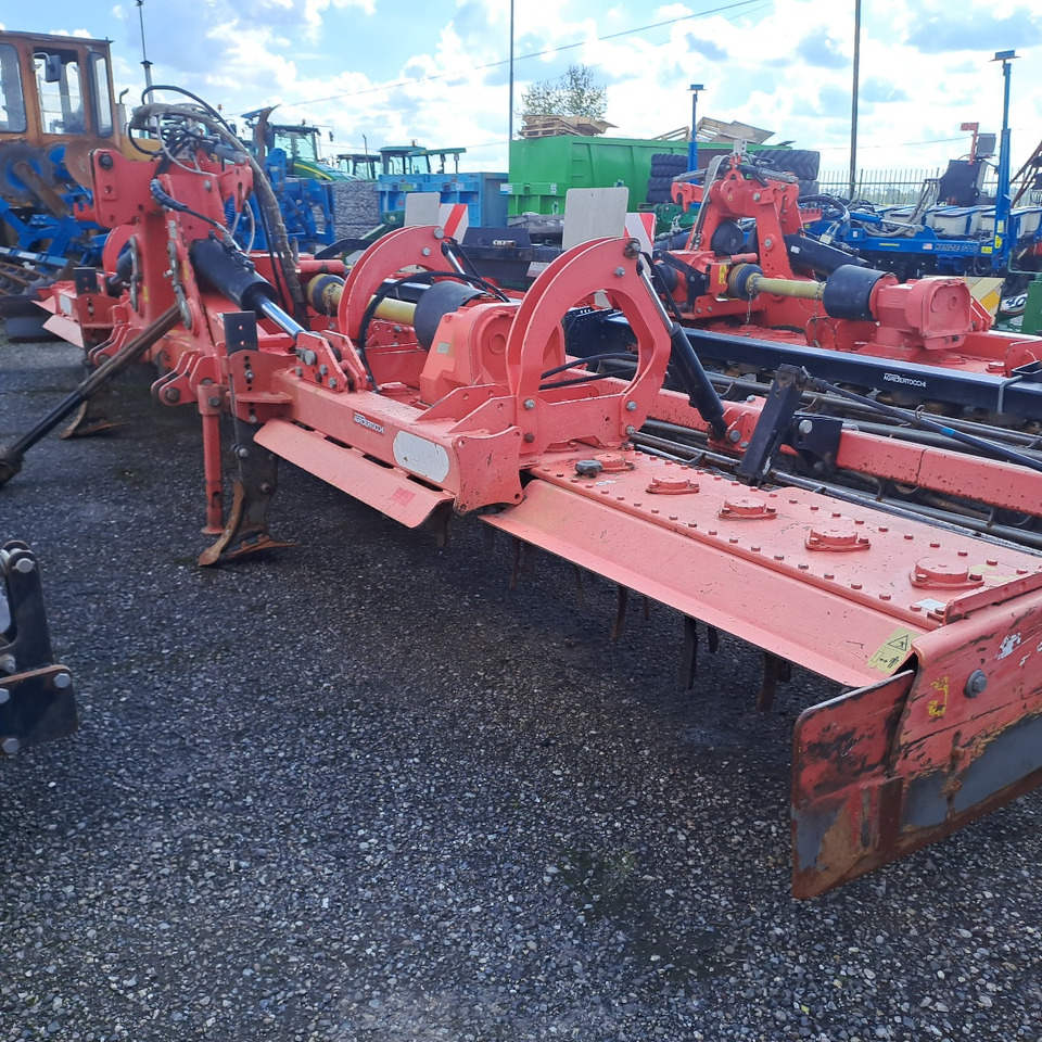 ERPICE ROTANTE MASCHIO AQUILA 7000 - Forgóborona: 1 kép. ERPICE ROTANTE MASCHIO AQUILA 7000 - Forgóborona: 1 kép.