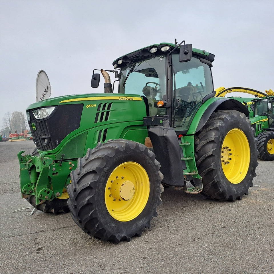 JOHN DEERE 6170R - Traktor: 1 kép. JOHN DEERE 6170R - Traktor: 1 kép.