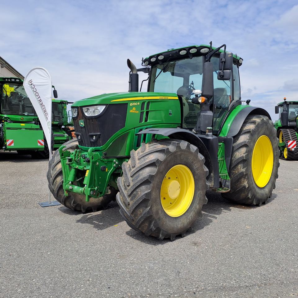 JOHN DEERE 6230R - ASTA AGRIBERTOCCHI - Traktor: 2 kép. JOHN DEERE 6230R - ASTA AGRIBERTOCCHI - Traktor: 2 kép.