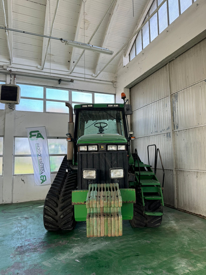 JOHN DEERE 8410T - Traktor: 2 kép. JOHN DEERE 8410T - Traktor: 2 kép.