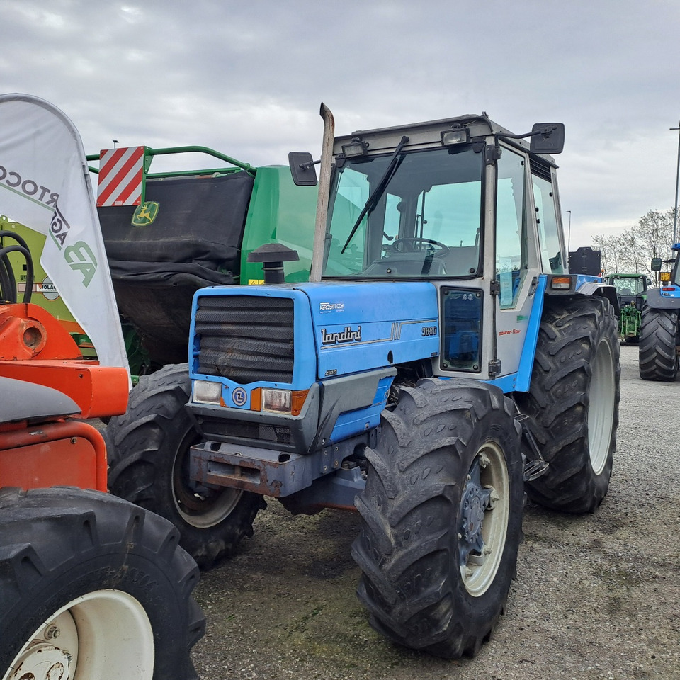 LANDINI 9880 - Traktor: 1 kép. LANDINI 9880 - Traktor: 1 kép.