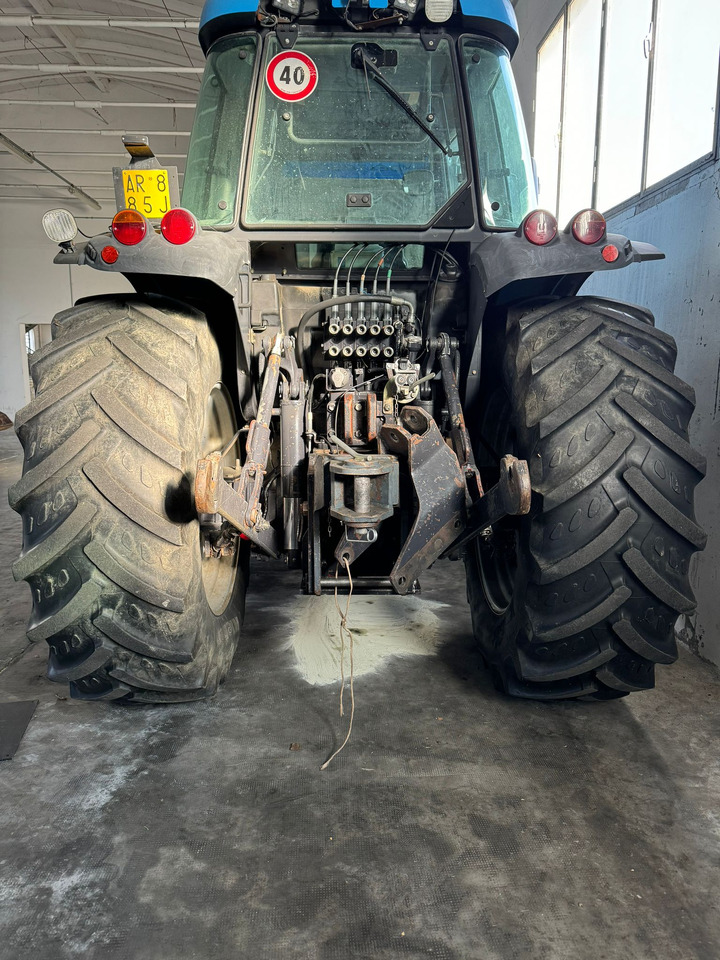 LANDINI LEGEND 130 - Traktor: 4 kép. LANDINI LEGEND 130 - Traktor: 4 kép.