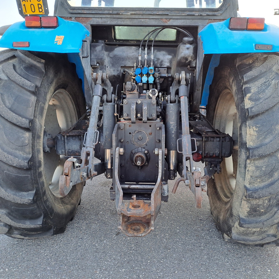 LANDINI LEGEND 145 TECHNO - Traktor: 5 kép. LANDINI LEGEND 145 TECHNO - Traktor: 5 kép.