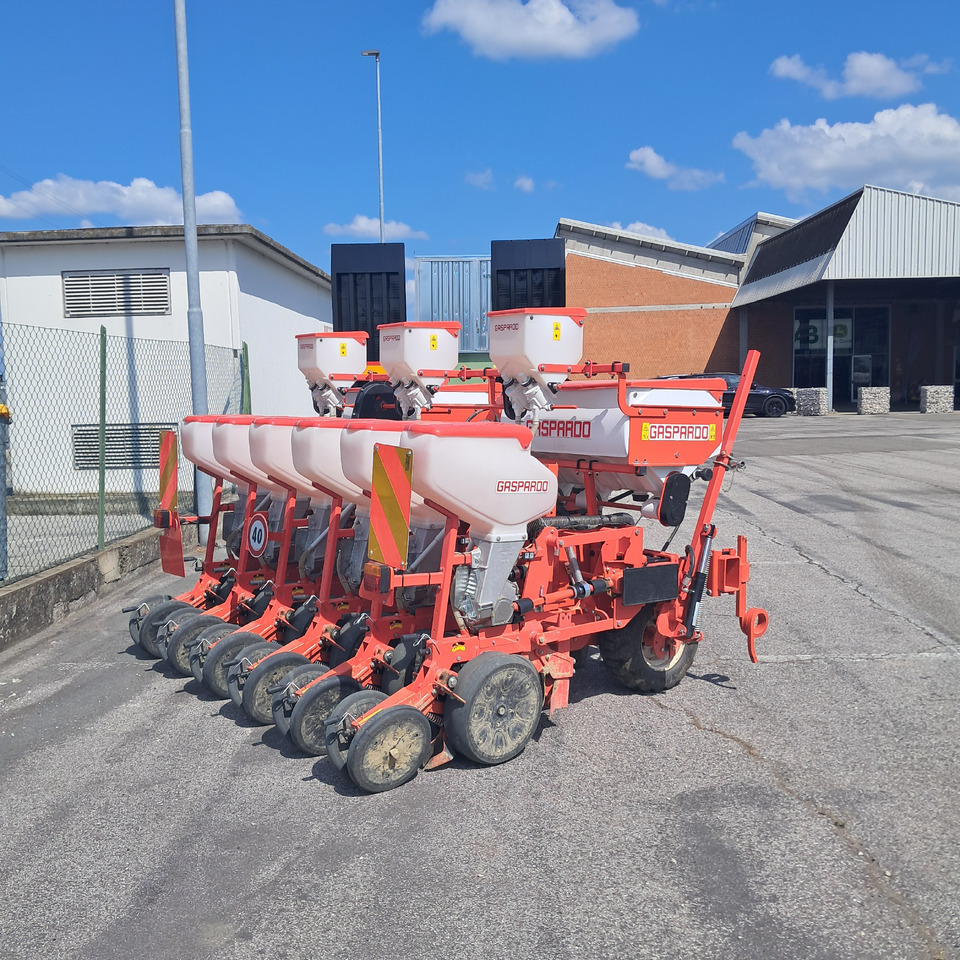 MASCHIO GASPARDO MT6 - Precíziós vetőgép: 4 kép. MASCHIO GASPARDO MT6 - Precíziós vetőgép: 4 kép.