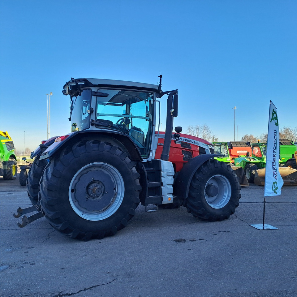 MASSEY FERGUSON 8S.265 - Traktor: 2 kép. MASSEY FERGUSON 8S.265 - Traktor: 2 kép.