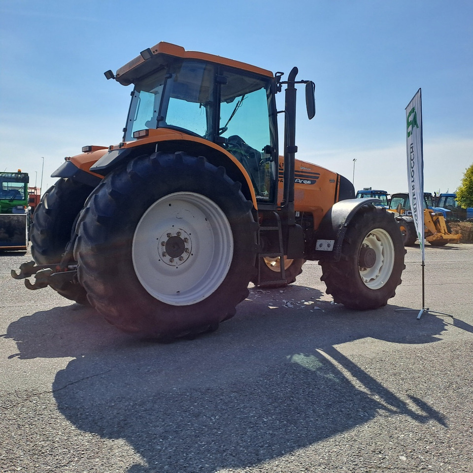 RENAULT ARES 720 RZ - ASTA AGRIBERTOCCHI - Traktor: 2 kép. RENAULT ARES 720 RZ - ASTA AGRIBERTOCCHI - Traktor: 2 kép.