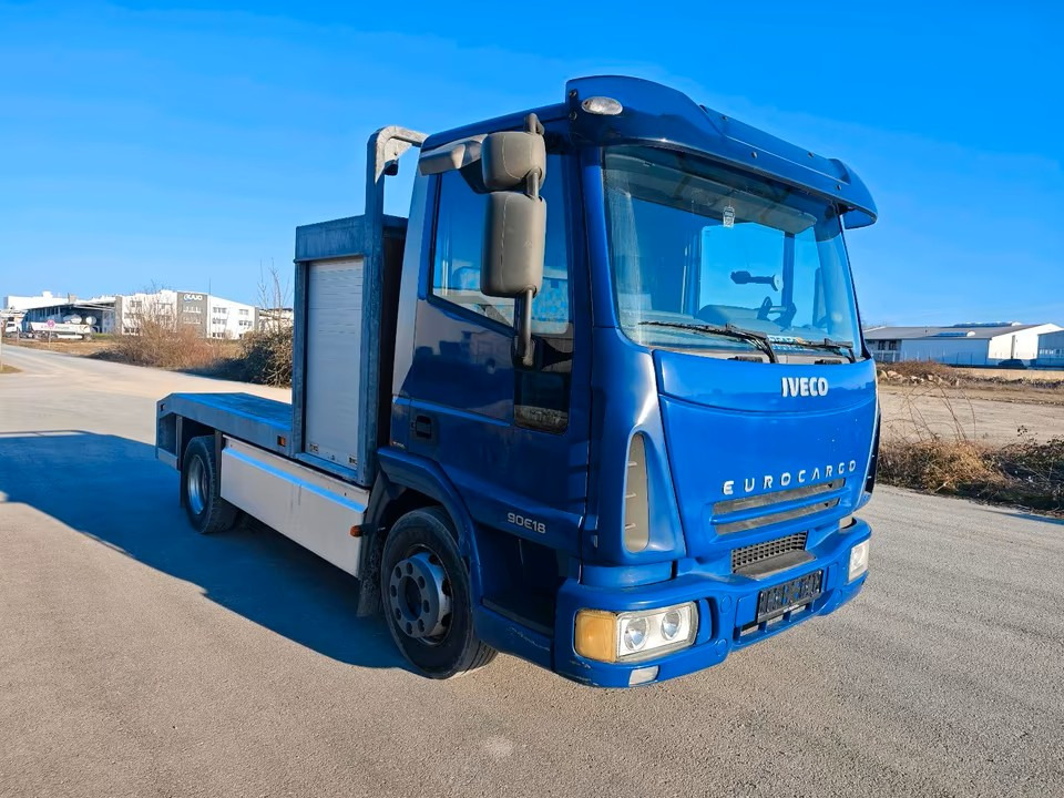 Iveco Eurocargo 90E18 - Nyergesvontató: 3 kép. Iveco Eurocargo 90E18 - Nyergesvontató: 3 kép.