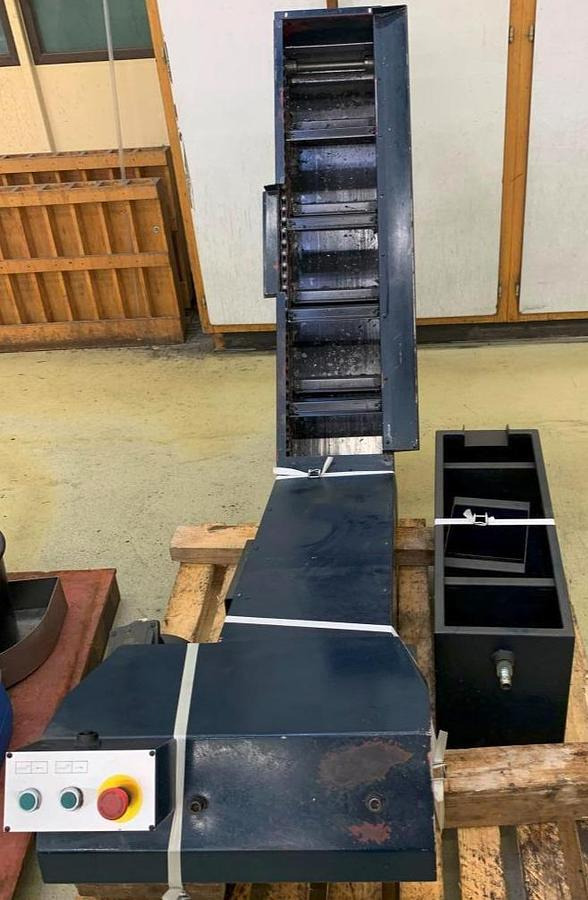 "Kompakt"-Bearbeitungszentrum SPINNER - CNC megmunkáló központ: 4 kép. "Kompakt"-Bearbeitungszentrum SPINNER - CNC megmunkáló központ: 4 kép.