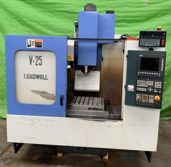 LEADWELL V-25 - CNC-Bearbeitungszentren - vertikal - CNC megmunkáló központ: 1 kép. LEADWELL V-25 - CNC-Bearbeitungszentren - vertikal - CNC megmunkáló központ: 1 kép.