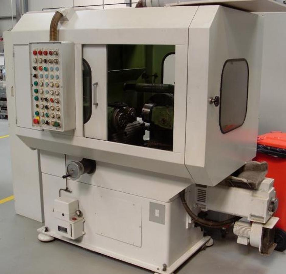 Profilator HERMANN WERNER - Fémeszterga: 1 kép. Profilator HERMANN WERNER - Fémeszterga: 1 kép.