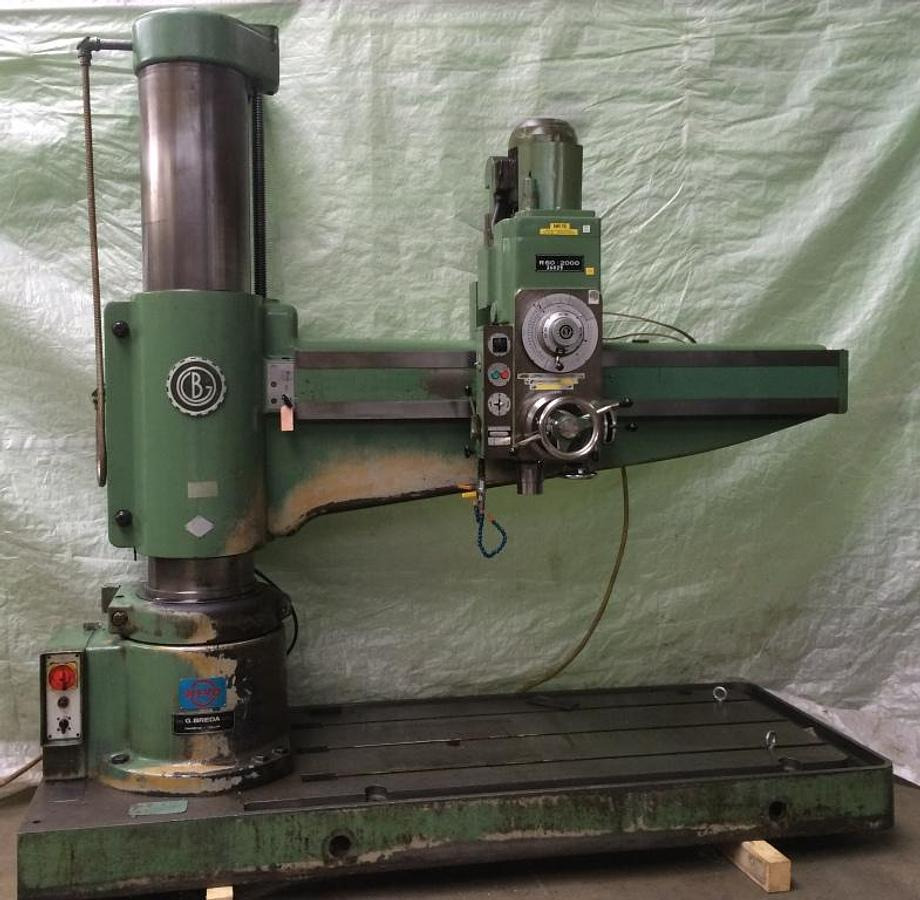 Radialbohrmaschine BREDA - Oszlopos fúrógép: 2 kép. Radialbohrmaschine BREDA - Oszlopos fúrógép: 2 kép.