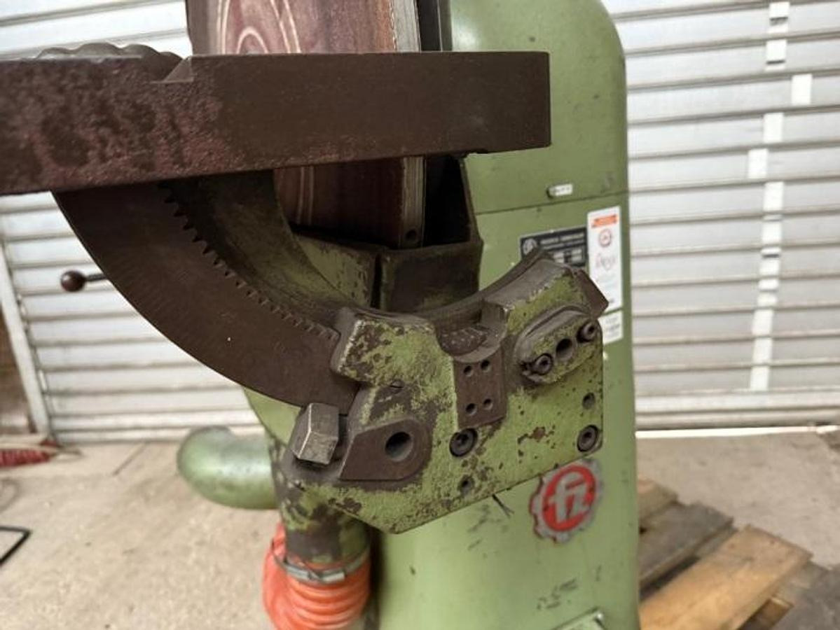 Scheibenschleifmaschine ZIMMERMANN - Faipari gép: 5 kép. Scheibenschleifmaschine ZIMMERMANN - Faipari gép: 5 kép.